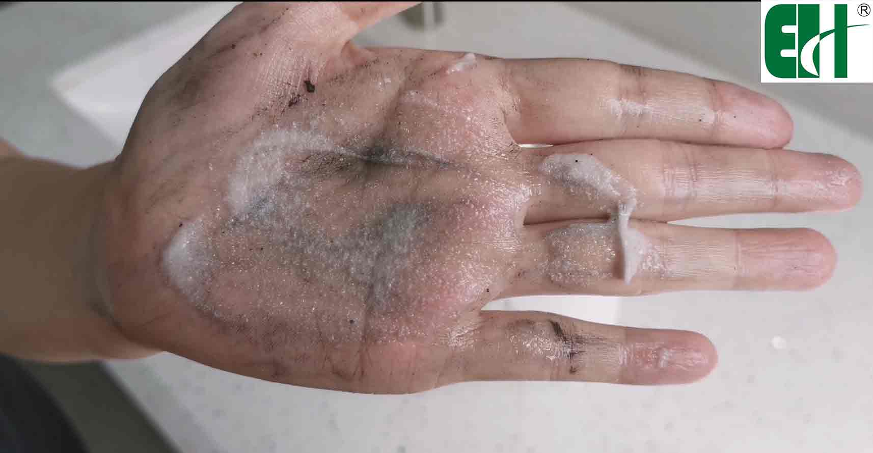 Erha-pumice-hand-cleaner-with-delicated-perlite